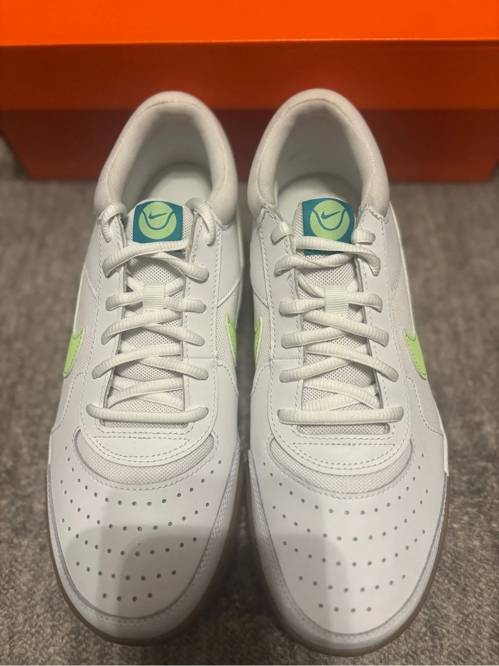 Nike womens W Nike Zoom Court Lite 3 RUNNING SHOES Women’s 8.5 NWB